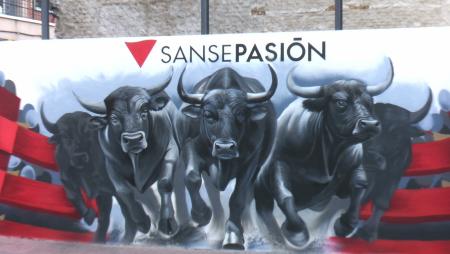 Imagen ¿Has visto el nuevo mural en el recorrido de los encierros de San...