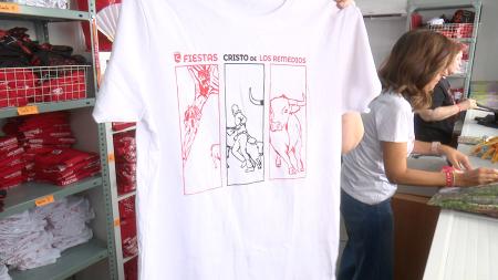 Imagen Abre la tienda de las fiestas: lleva efectivo y podrás regalar merchandising oficial desde 1€