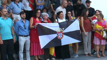 Imagen Multitudinaria concentración en San Sebastián de los Reyes: ‘Ceuta somos todos’