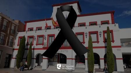 Imagen El Ayuntamiento convoca un minuto de silencio en memoria de la mujer asesinada por violencia de género en la localidad
