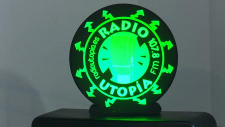 Imagen ¿Has visto la exposición de los 35 años de Radio Utopía? ¡Hasta el 16 de...