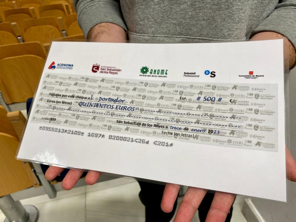 Imagen El Ayuntamiento y ACENOMA destinan dos mil euros para premiar a los compradores de la campaña de Navidad