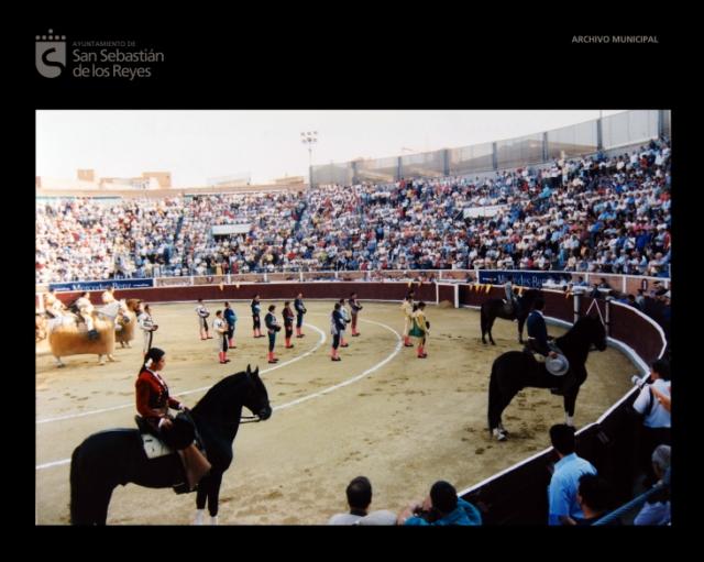 Imagen Pase¡llo y minuto de silencio en recuerdo a Yiyo el 30.8.2002