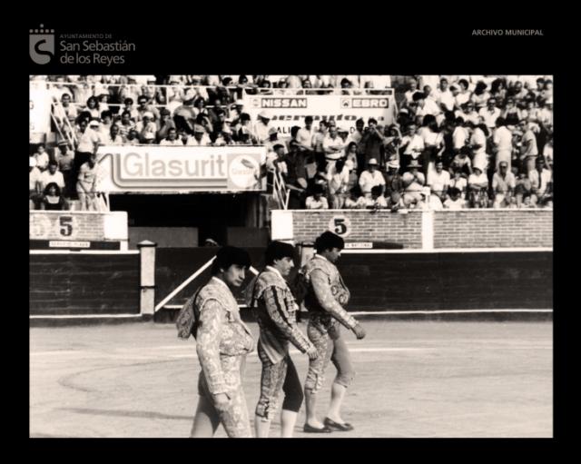 Imagen Paseíllo en La Tercera de Paquirri, Julio Robles y Esplá