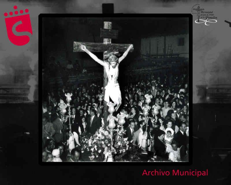 Imagen Paso de procesión por la Plaza de la Constitución