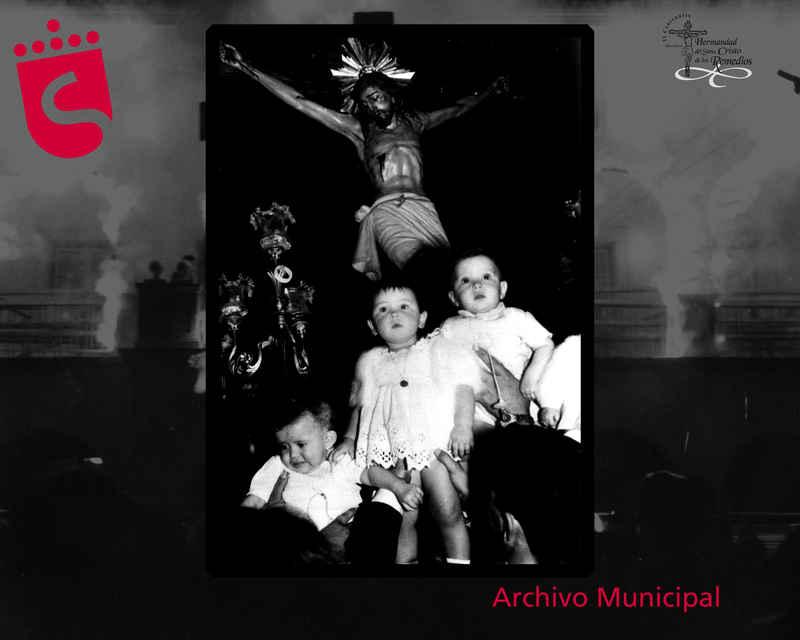 Imagen Presentación niños al Cristo