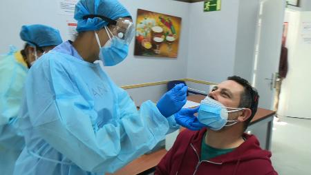 Imagen Empiezan los test de antígenos a la población del área sanitaria Reyes Católicos de Sanse