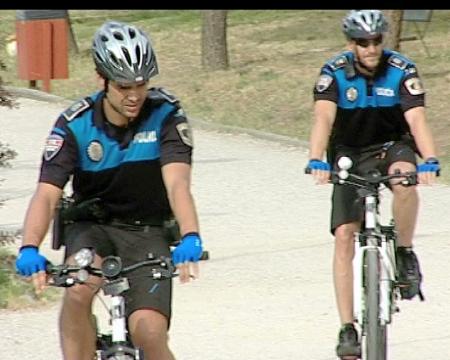 Imagen Ya están en funcionamiento las patrullas de Policía Local en bicicleta