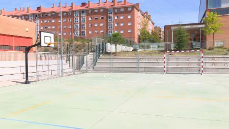 Imagen El colegio Miguel Delibes abrirá los fines de semana para que las niñas...