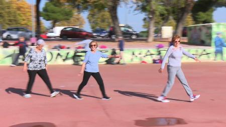 Imagen Deporte al aire libre para mantenerse en forma en el Punto Activo de...