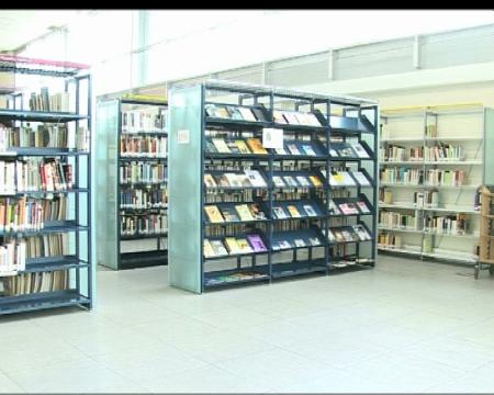 Imagen Ellas, en las bibliotecas