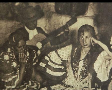 Imagen Tipos y Estereotipos en la Chirino