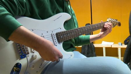 Imagen 250€ y telonear a Sara Socas como premio para el ganador del “Music...