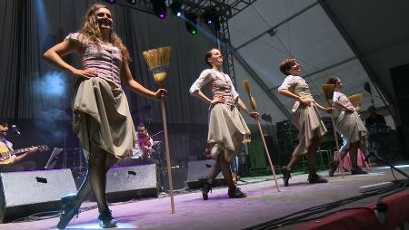 Imagen Danza irlandesa en CreARTES: monográficos en familia y para adultos...