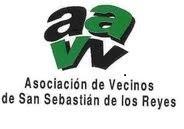 186281_572216514_1751185_n[1]