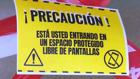 Imagen Si conoces las graves secuelas de las pantallas en los niños ¿por qué se...