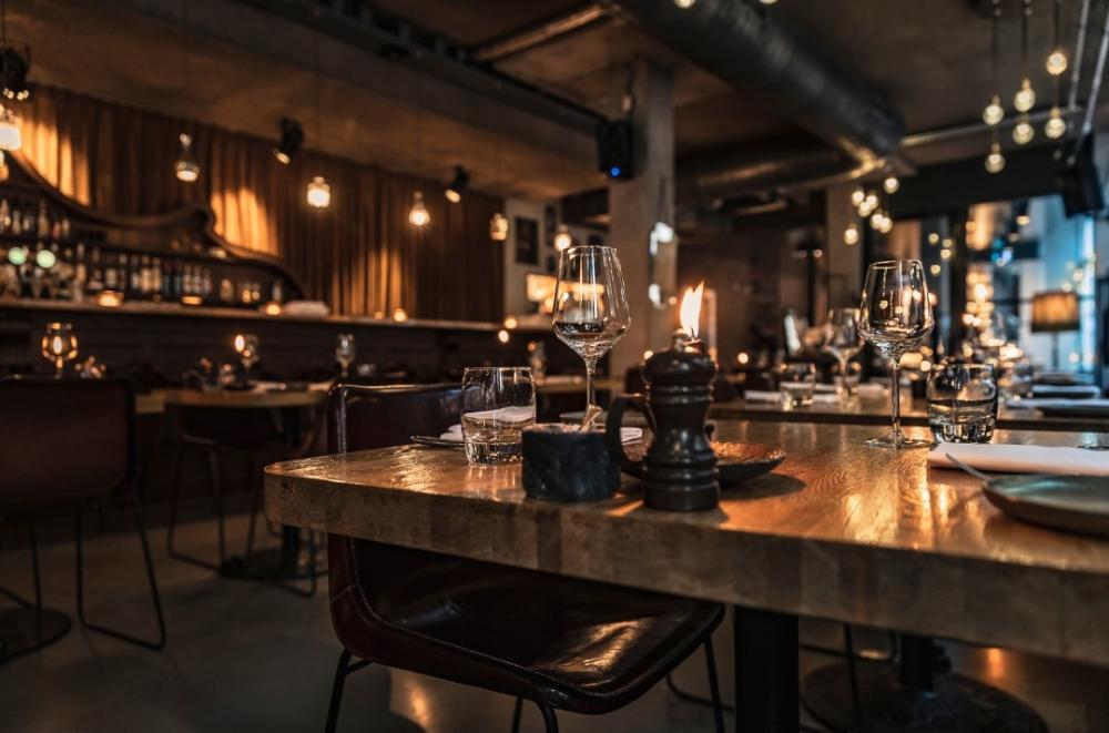 Imagen El Ayuntamiento publica dos decretos acerca de la instalación de barras y la ampliación del horario de cierre para los establecimientos de hostelería