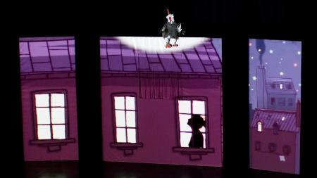 Público familiar. Hay un gallo en tu tejado