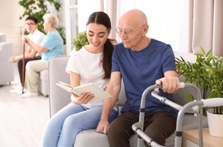 Imagen Nuestra ciudad potencia el voluntariado entre los jóvenes con dos nuevos cursos de musicoterapia y trabajo con personas mayores en...