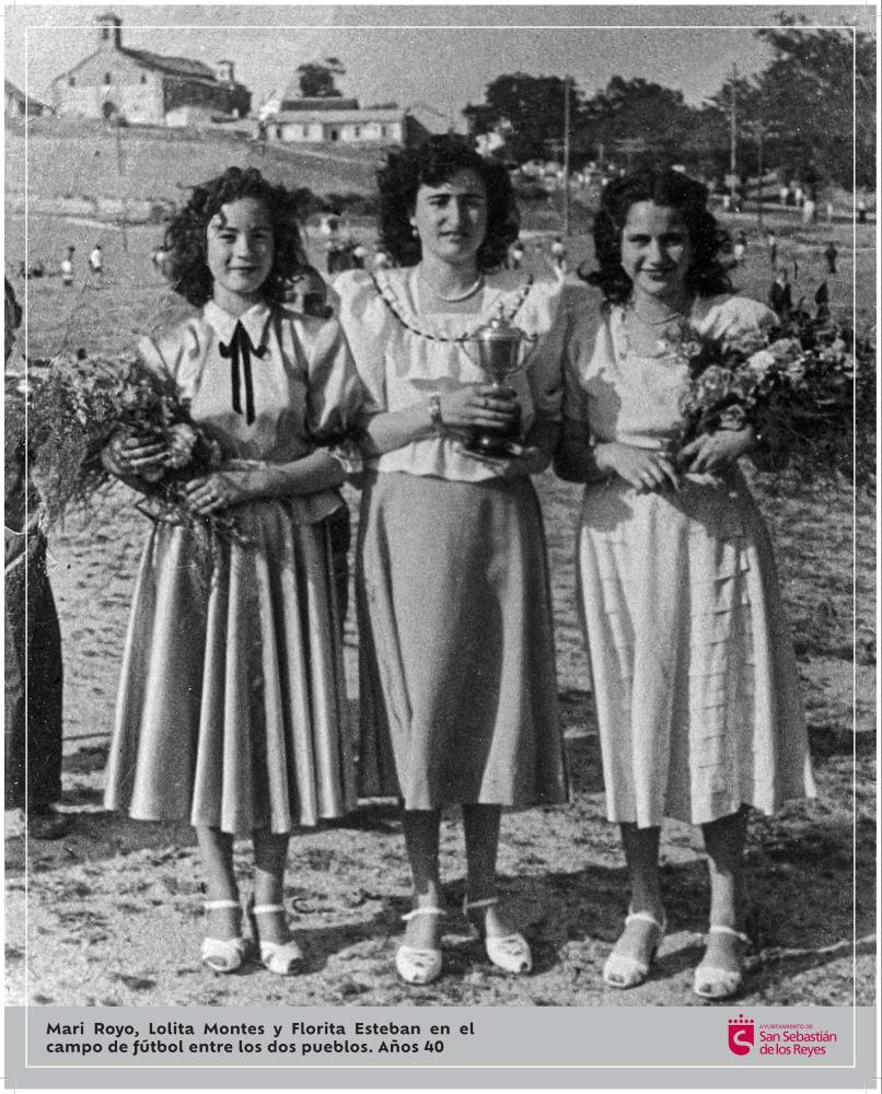 Imagen Mari Royo, Lolita Montes y Florita Esteban en el campo de fútbol entre los dos pueblos. Años 40.jpg