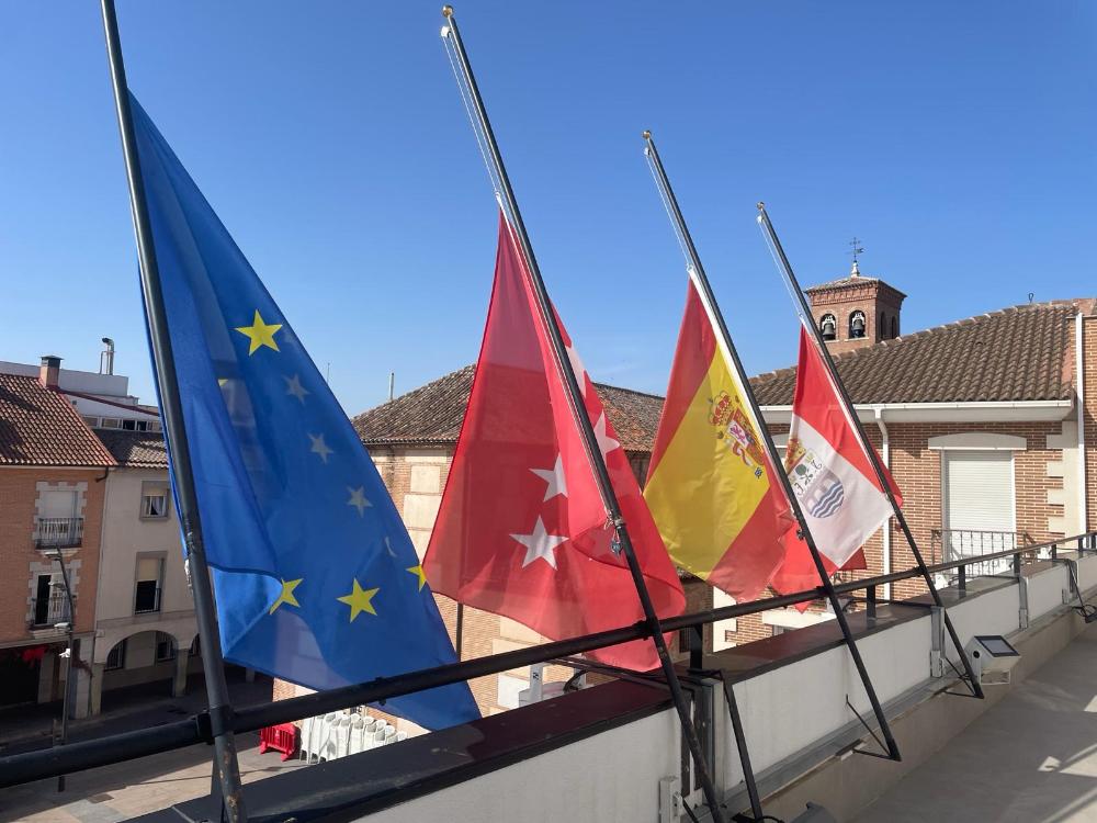 Imagen El Ayuntamiento muestra su consternación por el fallecimiento de la concejala Begoña Aguado y decreta tres días de luto oficial