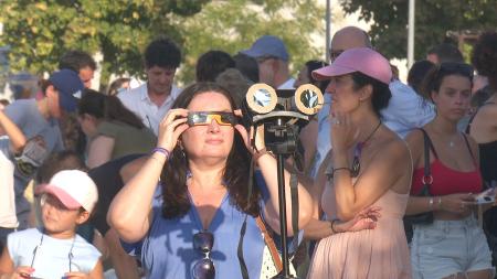 Imagen 35 segundos de oscuridad: así se vivió el histórico eclipse total desde...